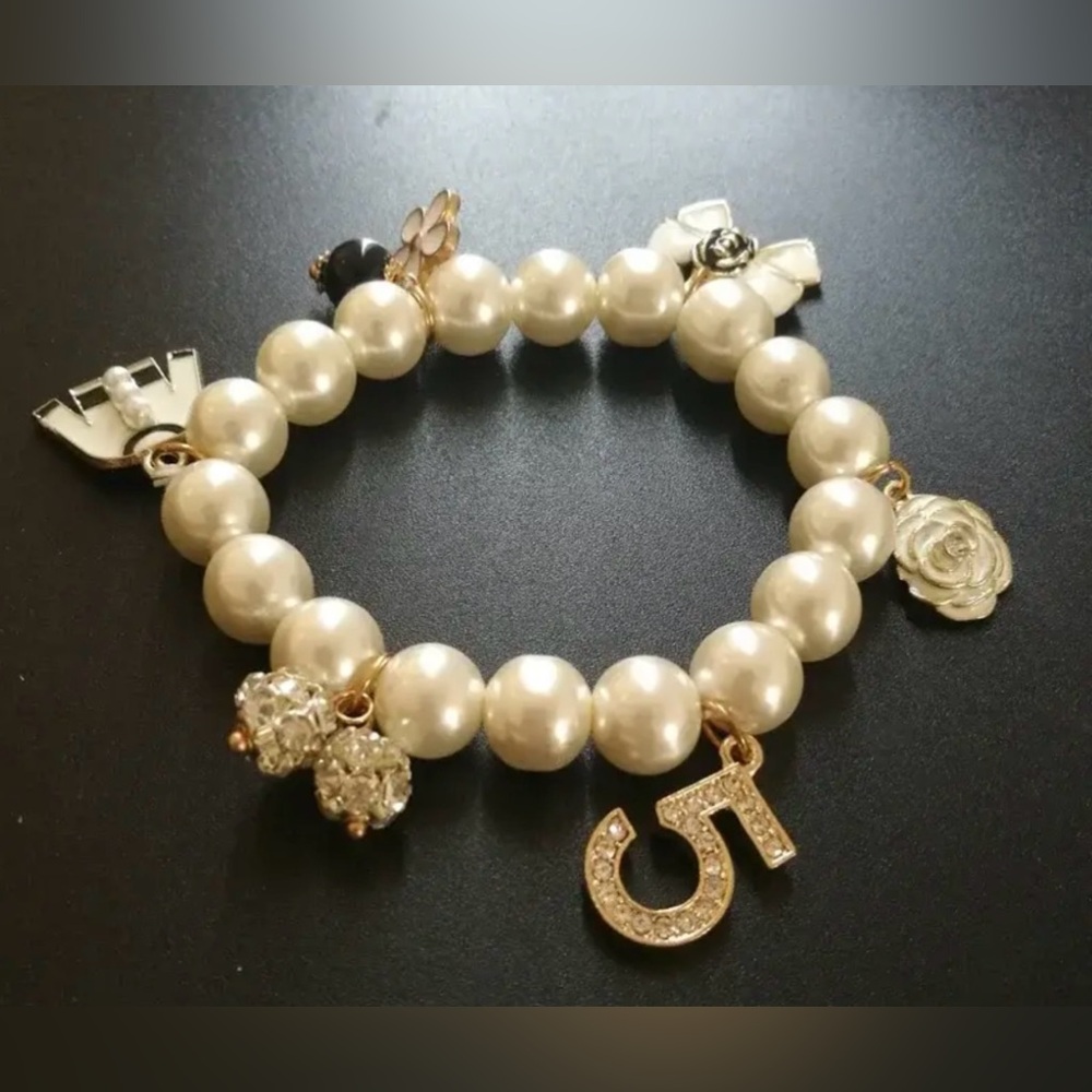 Charm Beads Pearl Bracelets